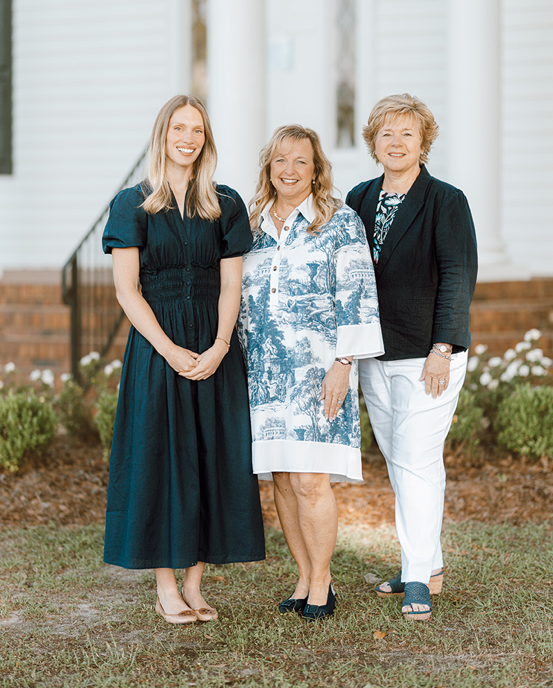 Chamber Staff-Photo by Selah Image